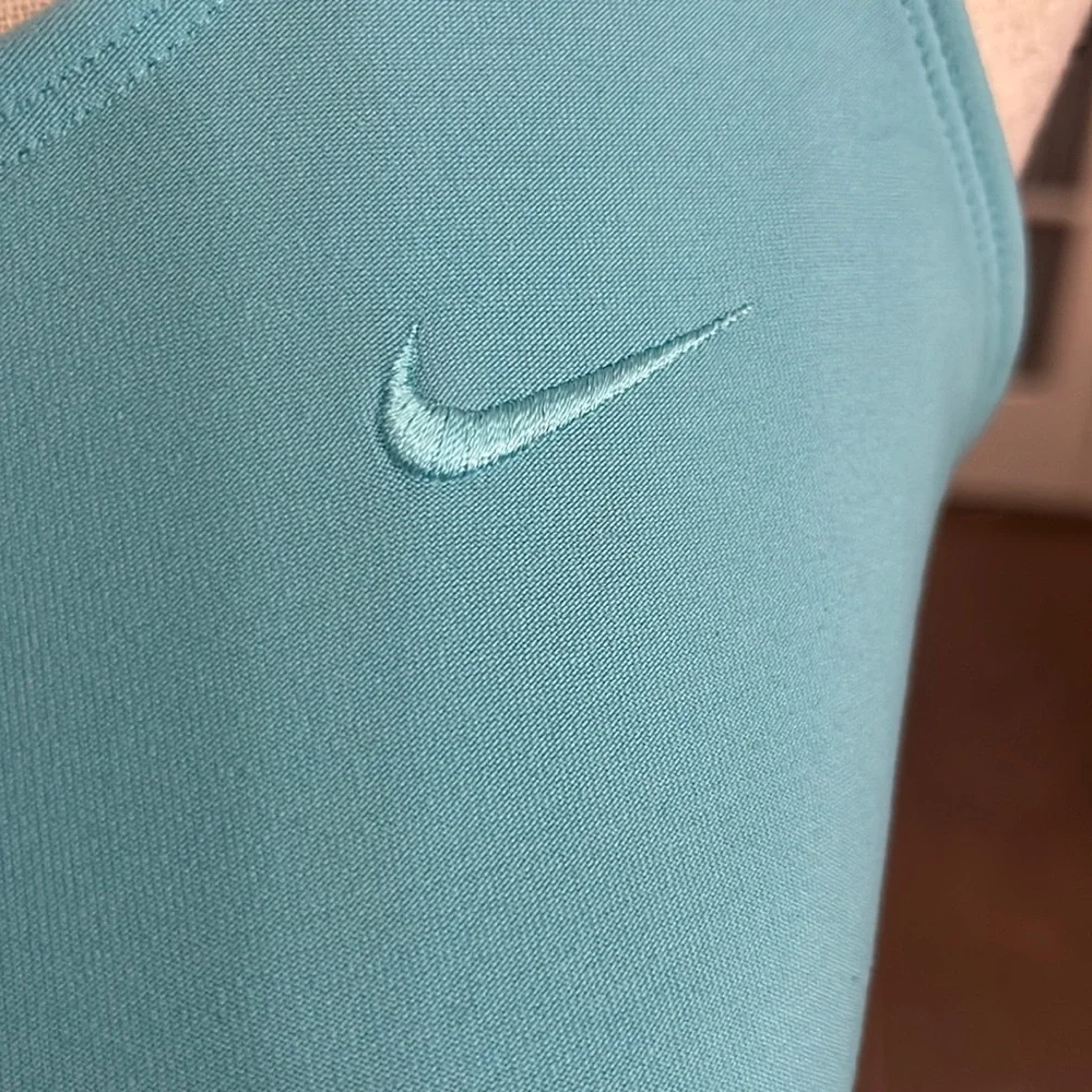 Nike DRI-Fit  turquoise sports bra